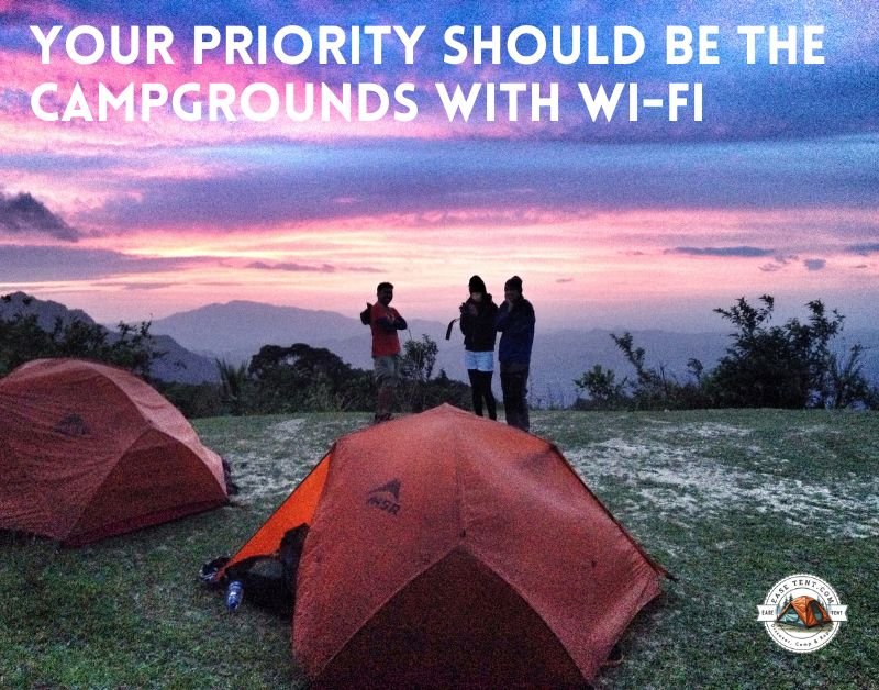 Campsite with internet service should be your first priority